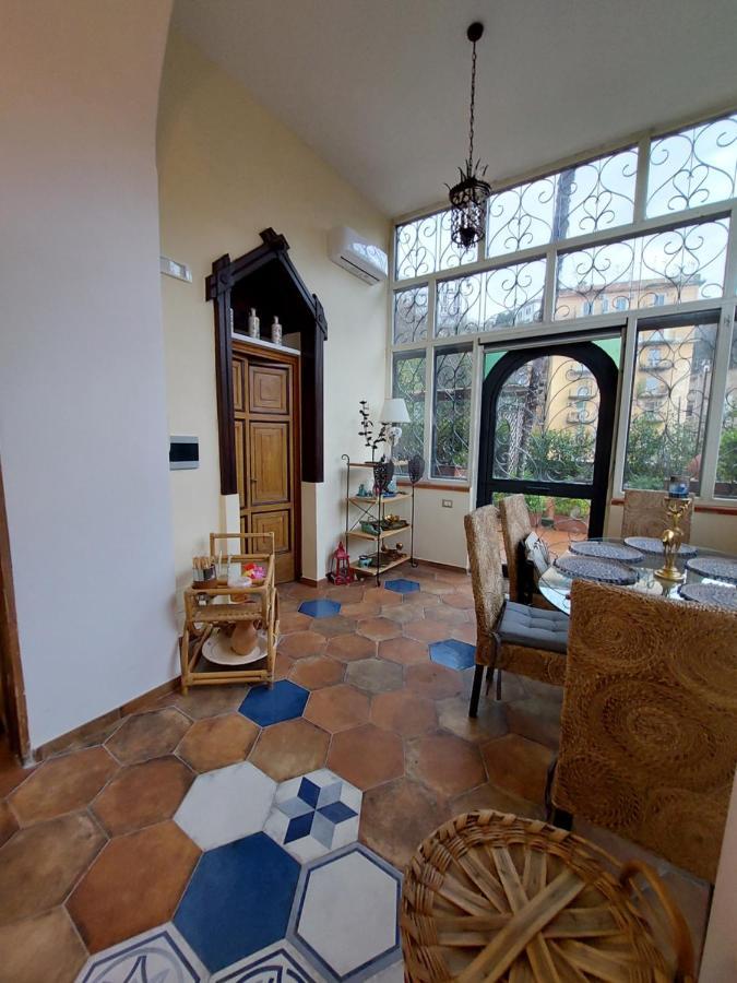 Dimora Storica "Le Stanze Di Dioniso" Villa Naples Exterior photo